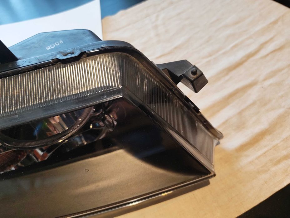 Farol Honda Accord – Xenon D2S / Halogéneo H1 – Ref. P2926 – Original