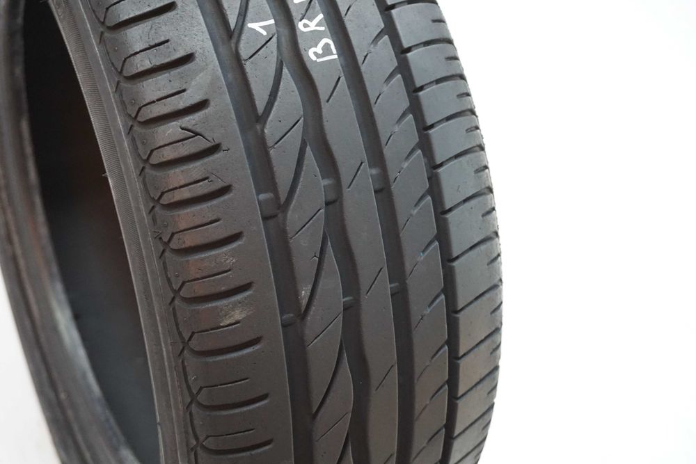 Резина\Шини 195/50 R15 Bridgestone