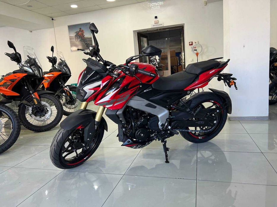 Bajaj Pulsar NS400 2026 року