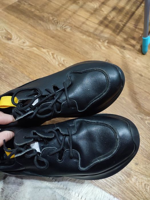 Кросівки на 24,5