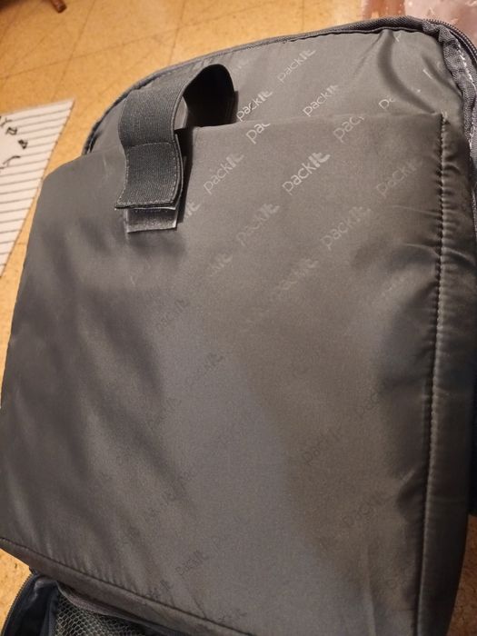 Troll de cabine cinza