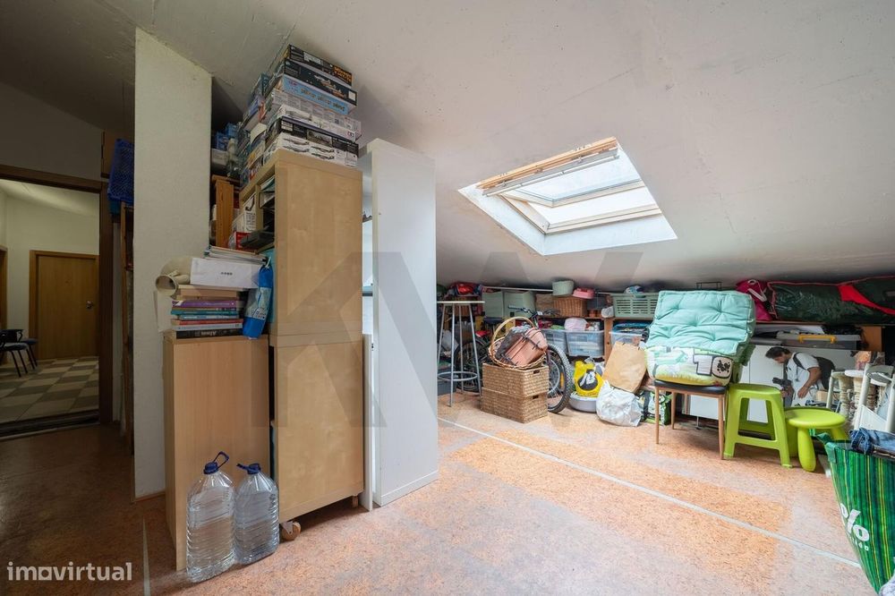 Apartamento T3 com Suite, Arrecadação e Garagem para 3 Carros