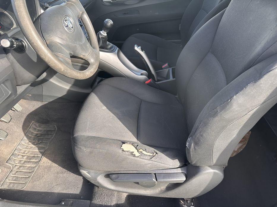 Toyota Auris d4d comercial
