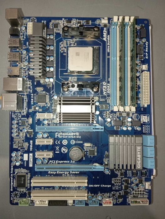 AM3+ Gigabyte GA 970 D3/ FX 4200 3.4Ghz/8gb ddr3
