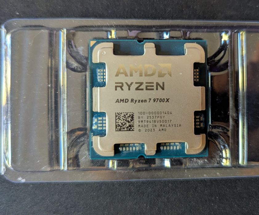 Amd Ryzen 7 9700X am5 oem