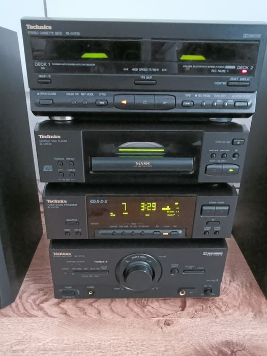 Wieża Technics ST-CH 730 z kolumnami i pilotem