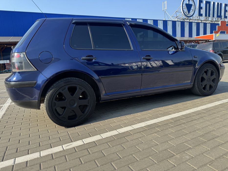 Volkswagen Golf 4