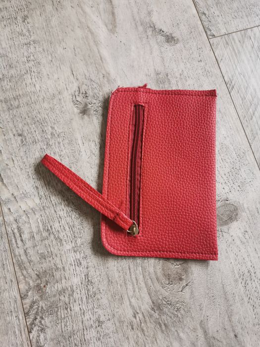 Mała portmonetka, kosmetyczka nowa