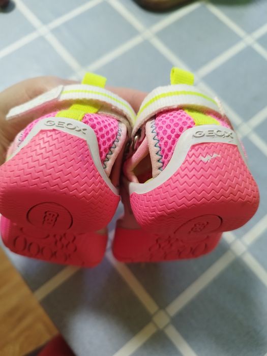 Кросівки Geox для  дівчинки,літні,500 гр.