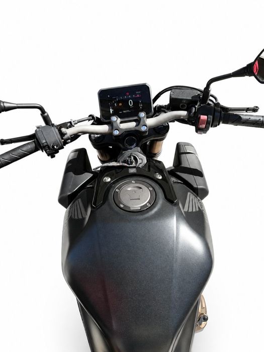 Honda CB 650R 2024