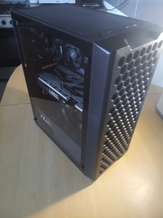 PC GAMING AMD Ryzen 3 4100