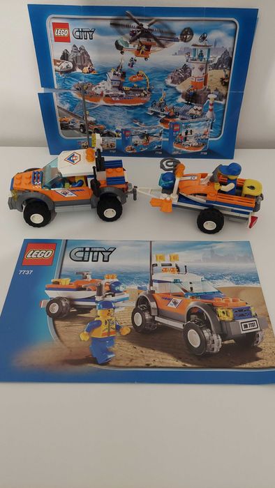 Lego City- Coast Guard Veiculo todo-terreno com reboque e Jet-sky