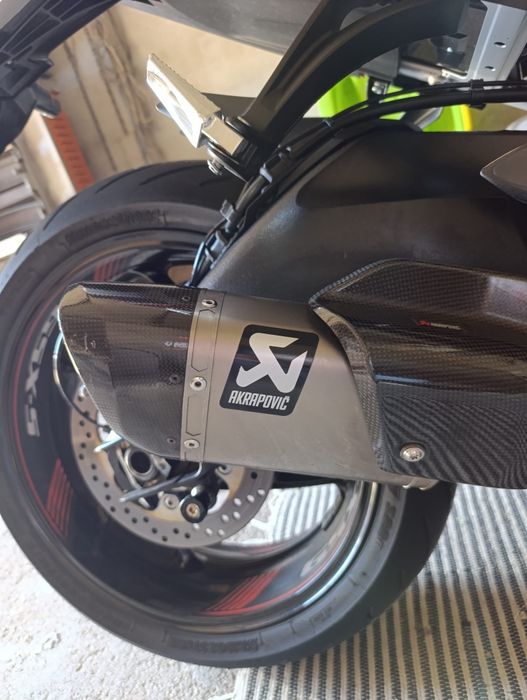 Ponteira Akrapovic GSX S1000