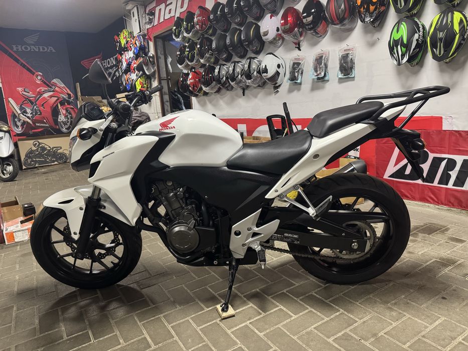 Японский мотоцикл Honda CB400F.   2013.