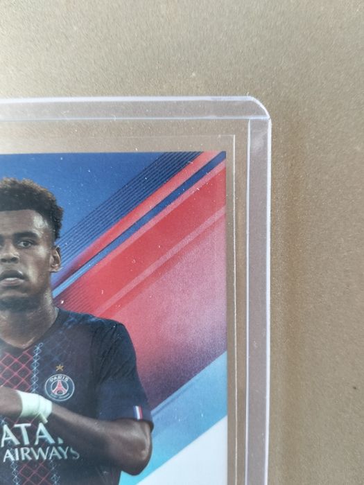 Carta Desirée Doue numerada 27/50 Topps