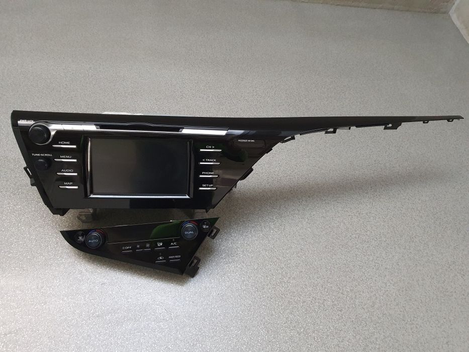 Магнітола Toyota Camry 70 2018-2023 Авторозбірка