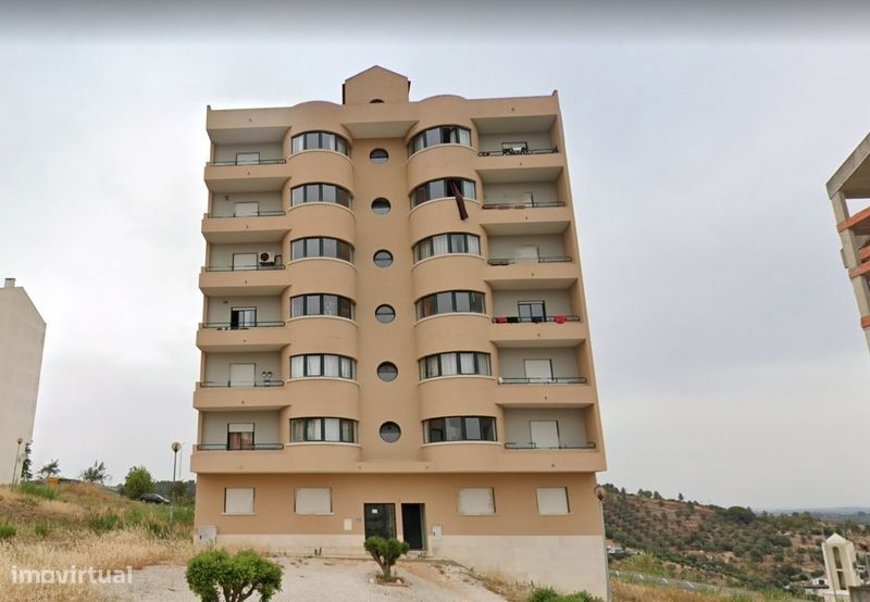 Imóvel Arrendado Até Fevereiro 2026  Apartamento T3