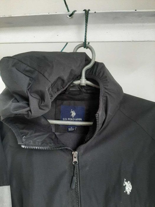 Фірмова вітрівка легка куртка U.S Polo Assn