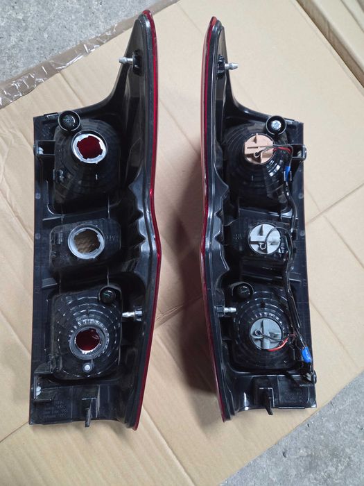 Farolim original Isuzu D Max traseiro 2022/25