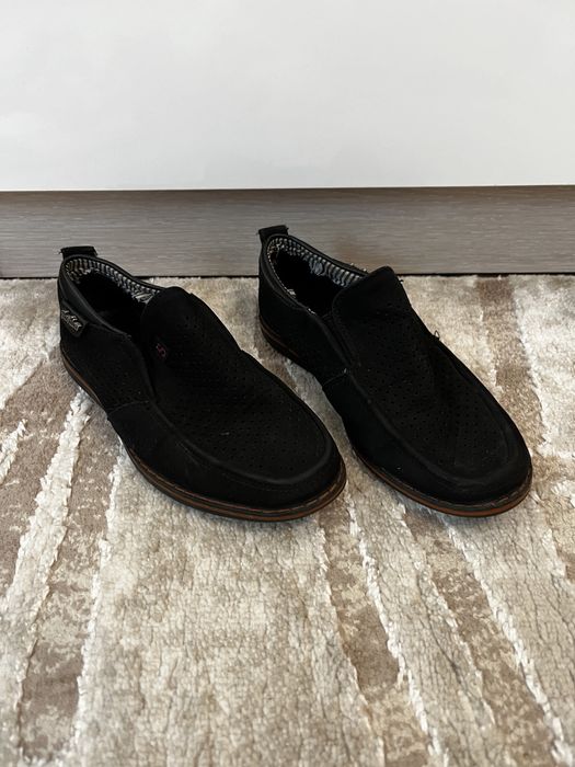 Кросівки, бутси, сандалі, макасіни. 29, 30, 31, 32р!