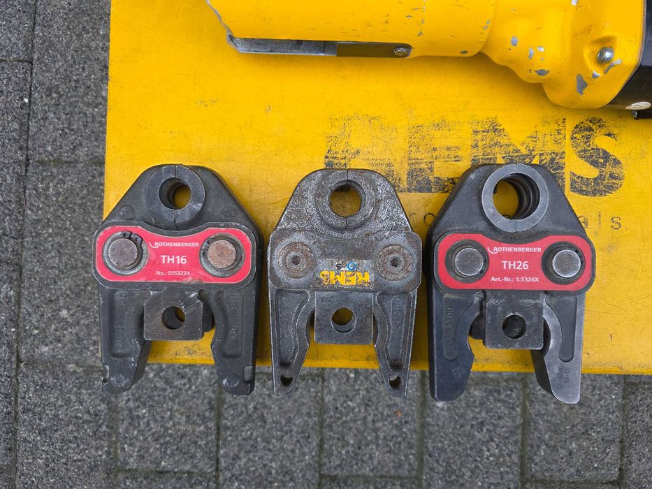 Zaciskarka prasa do rur Rems Power Press SE do ALU PEXa TH16 TH20 TH26