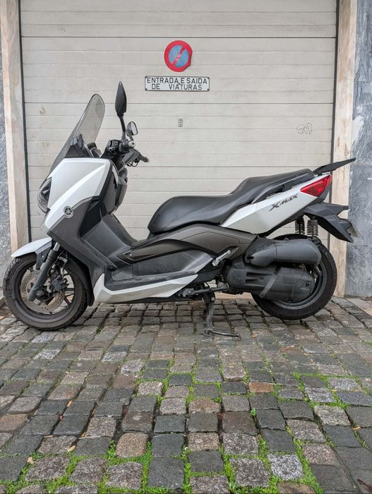 Yamaha X-Max 125cc