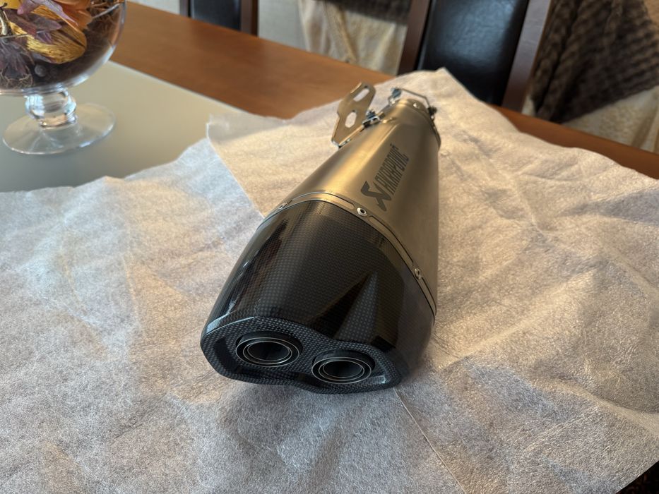 Ponteira Akrapovic nova para KTM Superduke 1290 R