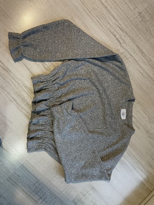 Sweter szary, Zara