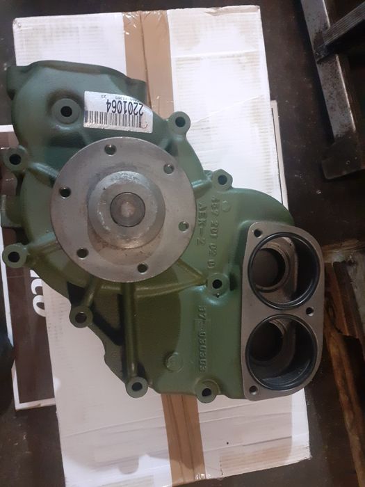 Pompa wody Mercedes om 457-458