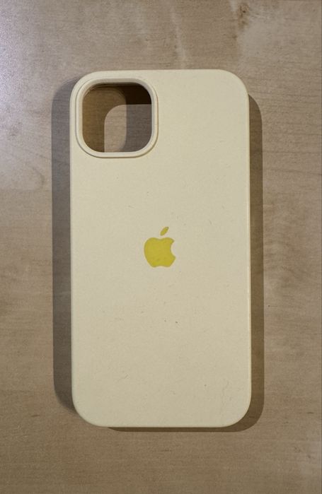 Apple iPhone 13 | dedykowany case | różne kolory | stan idealny