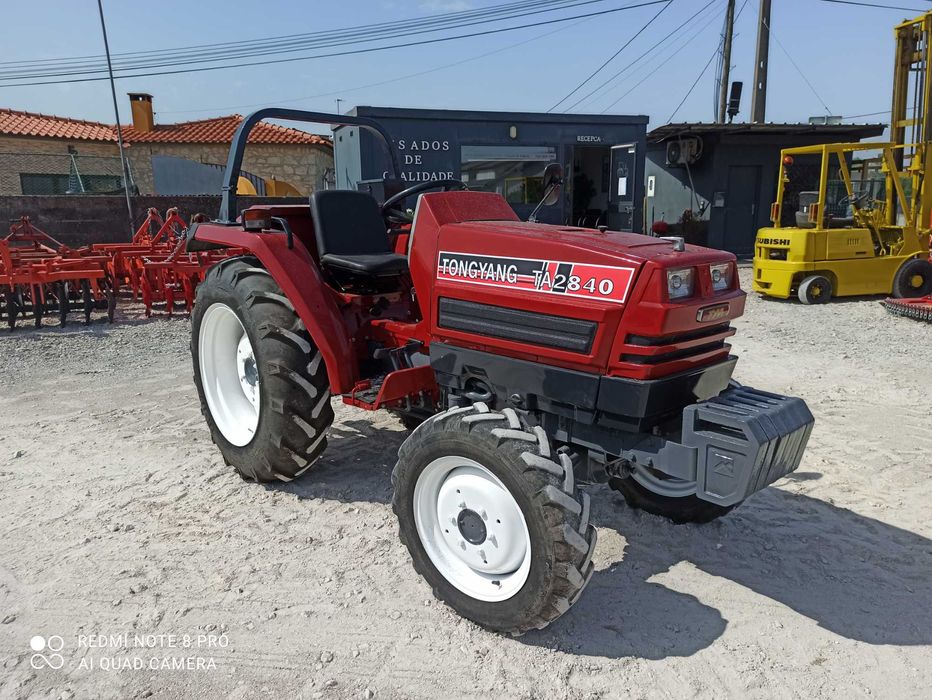 Tractor/Trator Tong Yang 2840