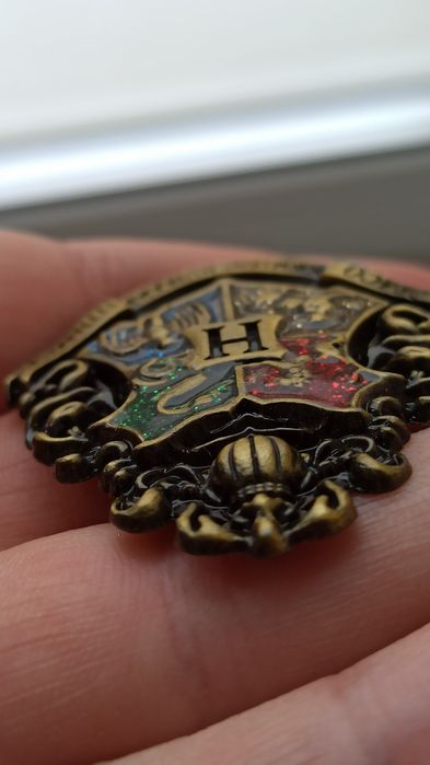 Металлический значок Хогвартс Гарри Поттер значки London harry potter ...