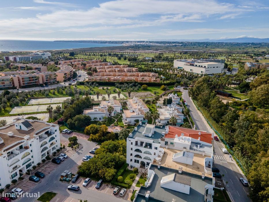Apartamento T1 a 800m da Praia dos Salgados — Guia, Albufeira