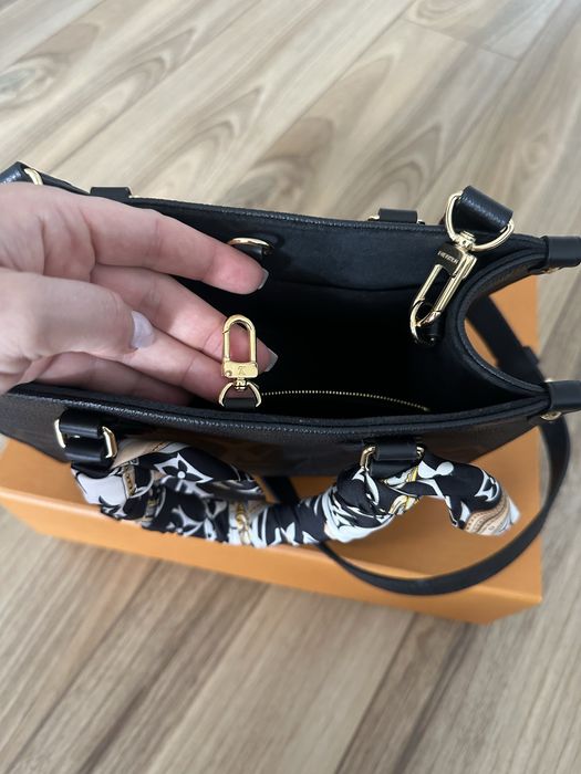 Louis vuitton OnTheBag kompelt dokumentow
