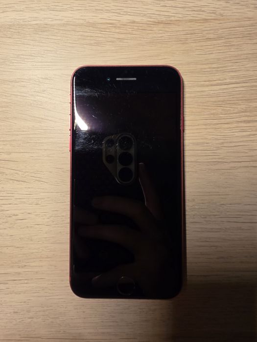 iPhone SE (2 gen 2020) 128gb RED