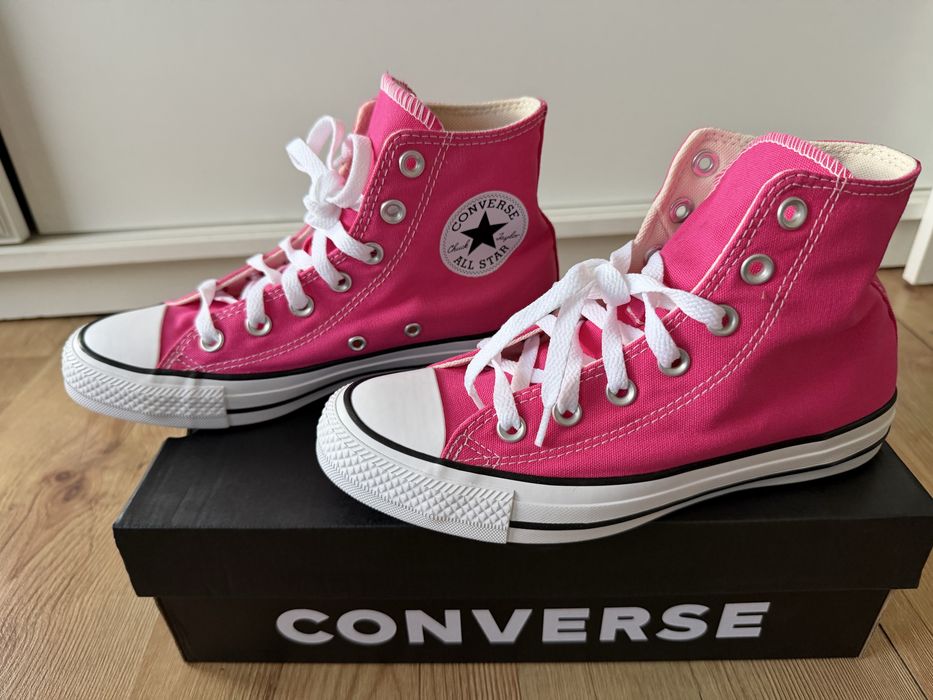 Buty sportowe Converse A08136C damskie rożowe wyższe rozmiar 37