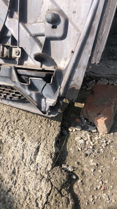 Капот, DAF Євро6, Подовження правої підніжки DAF Євро6 1843493