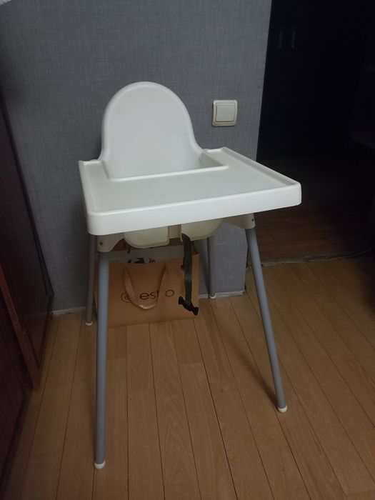 Крісло ікеа IKEA
Є 2 шт, з ремінцями і без них
В користуванні були 2ро