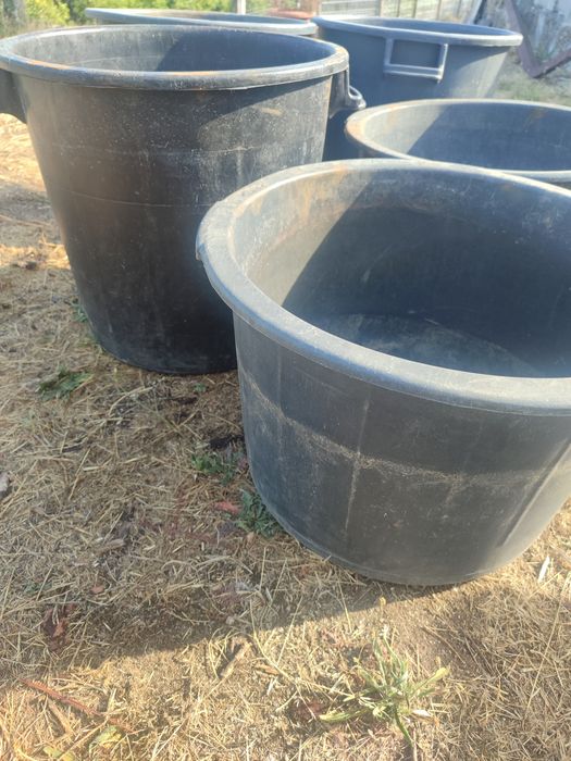 5 balsoēs de plástico