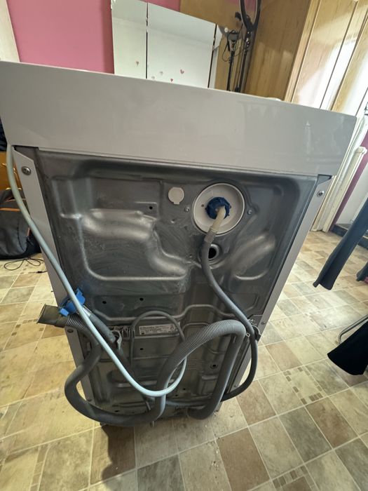 Продам пральну машину Elektrolux