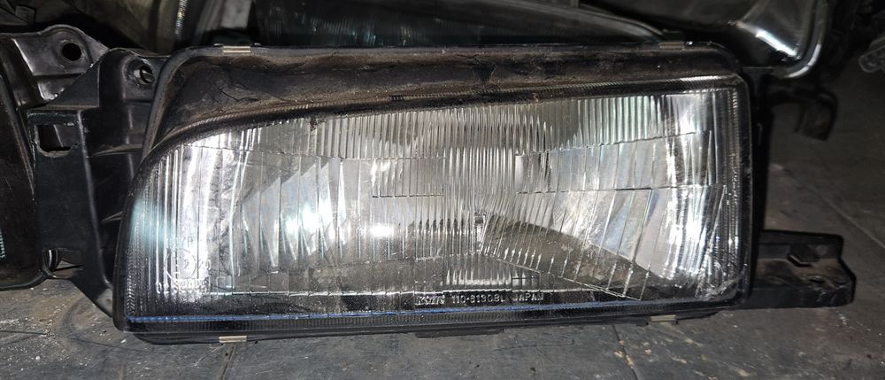 Mazda 323 BG przednia lewa lampa