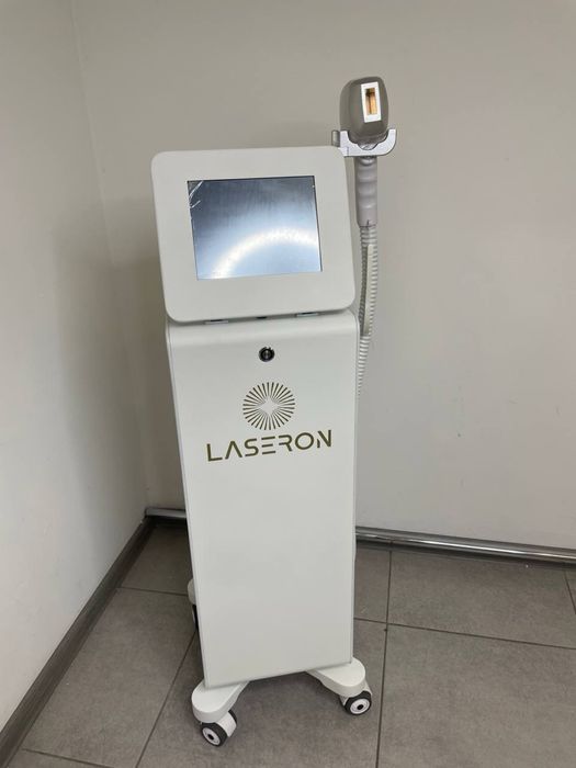 Діодний лазер 808 нм для лазерної епіляції з охолодженням до -28 С