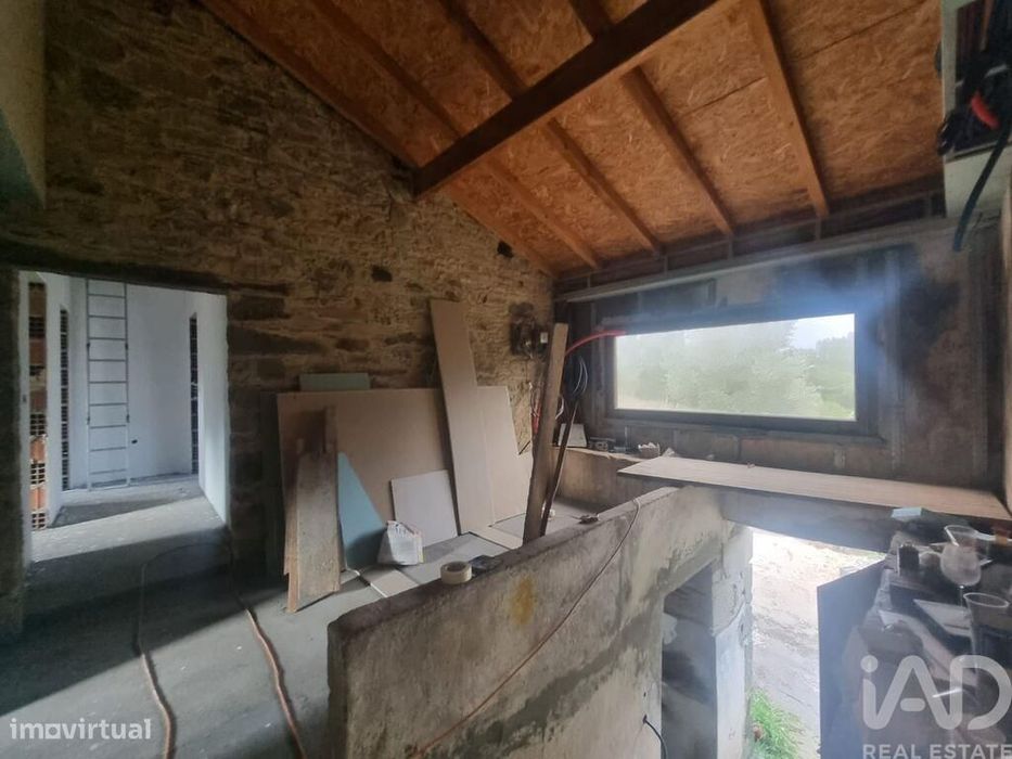 Moradia isolada T3 em Cernache do Bonjardim, Nesperal e Palhais de 202