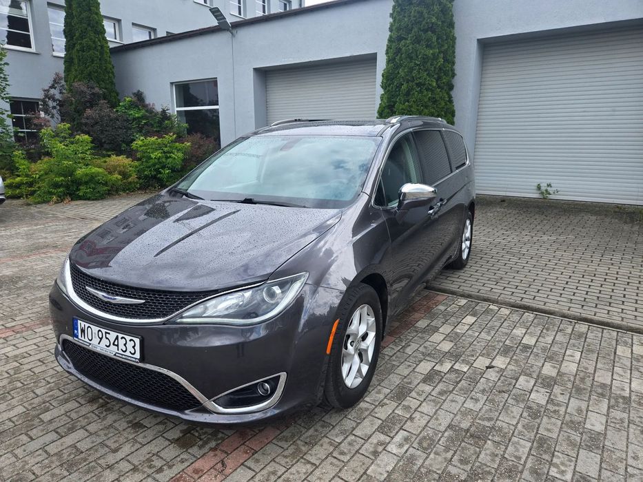 Chrysler Pacifica Wersja LIMITED / Panorama / Navi /Kamera / Wentyle / FuLL !!