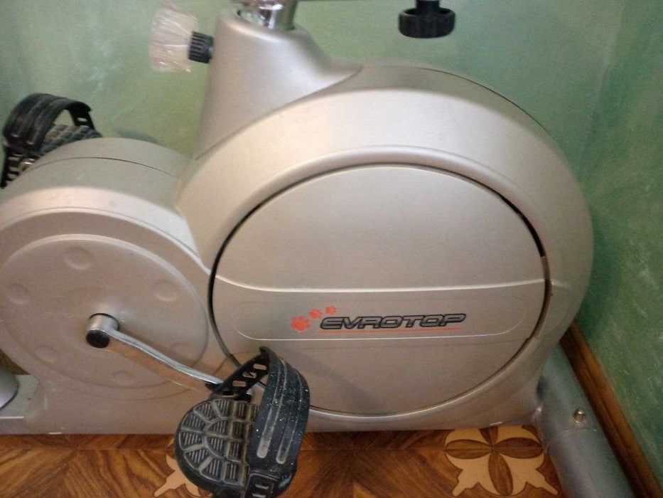 Велотренажер Evrotop EV-606