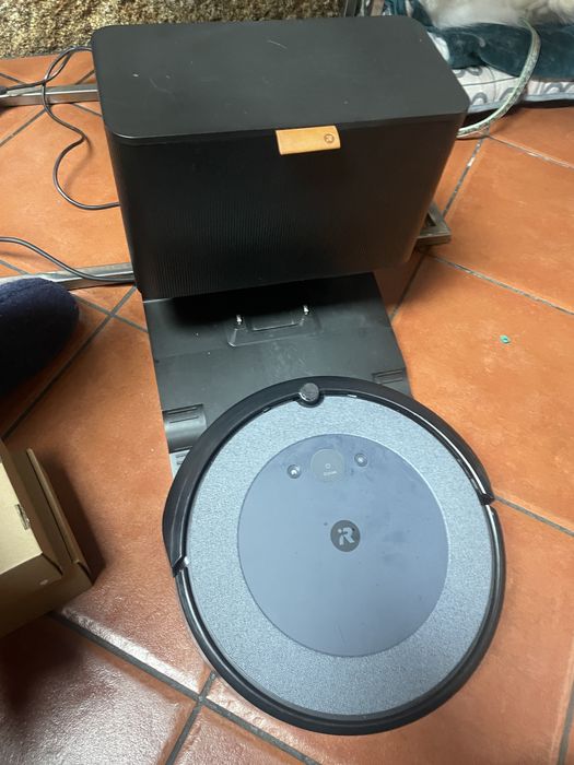 Irobot roomba  i5 placa mae danificada