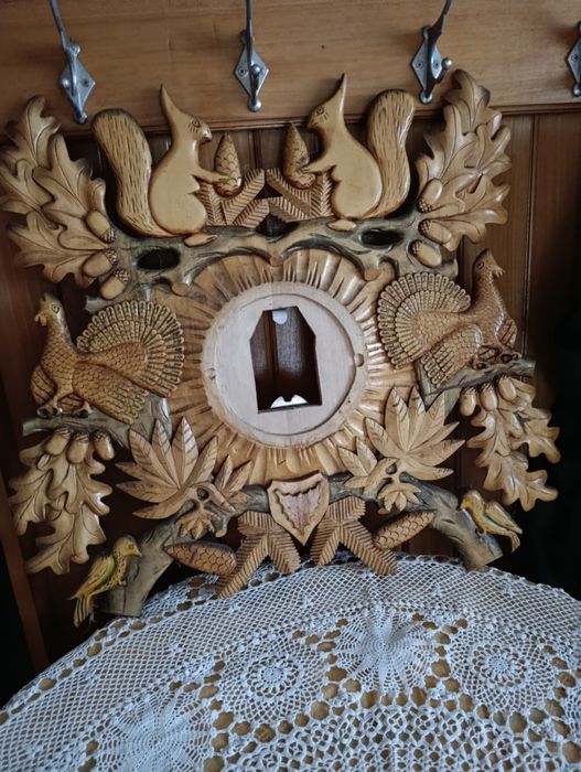 Дерев'яний різьблений виріб - рамка