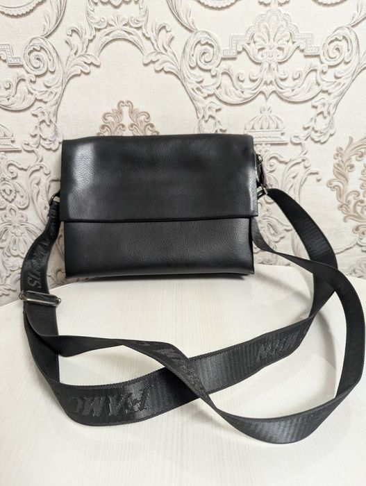 Барсетка чоловіча