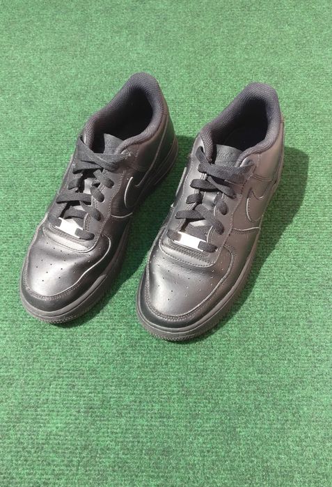 Ténis NIKE Air Force 1 em preto