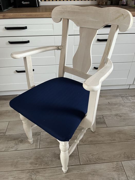 Krzeslo biale uzywane